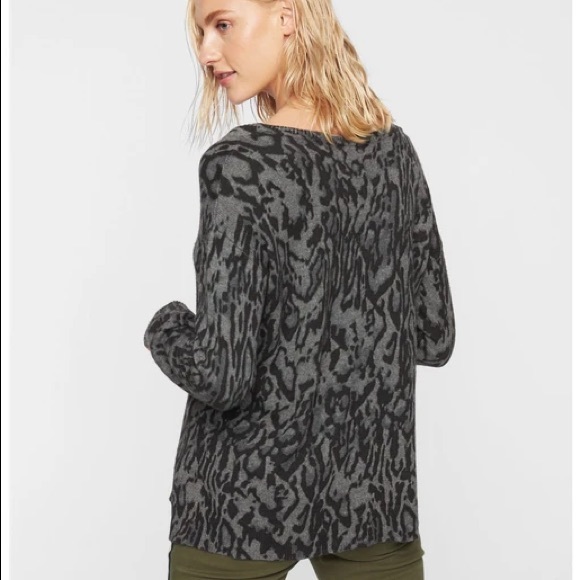 Pam & Gela Ocelot V Neck Sweater in Grey - Picture 3 of 12